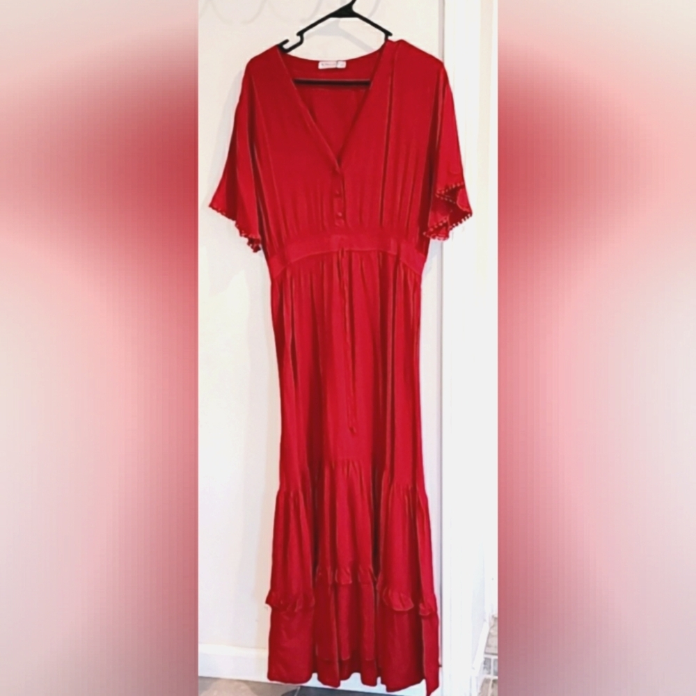 Beautiful women dress with fringes on sleeves 😍